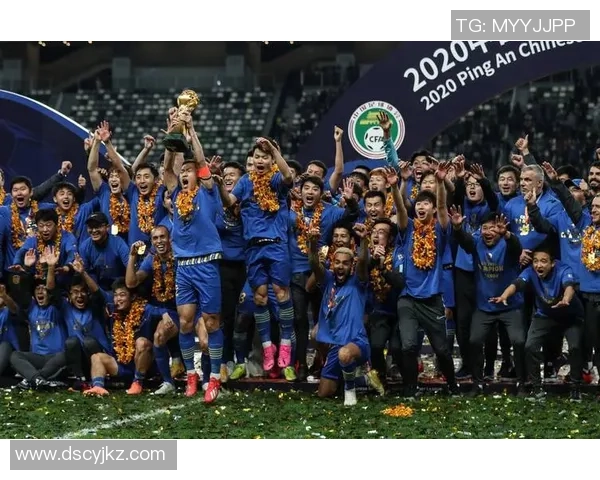 足球界最敬业球星盘点这些为球队拼尽全力的传奇人物